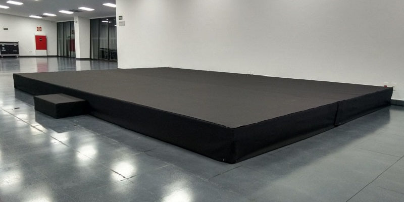 Praticável 6x4 com tecido preto